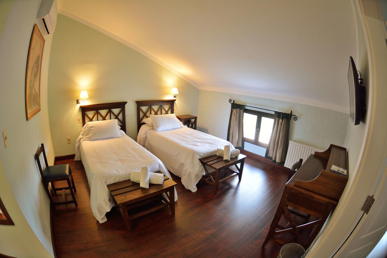 Hotel Santa Cristina ドゥラスノ エクステリア 写真